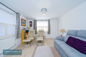 Sitting room- click for photo gallery
